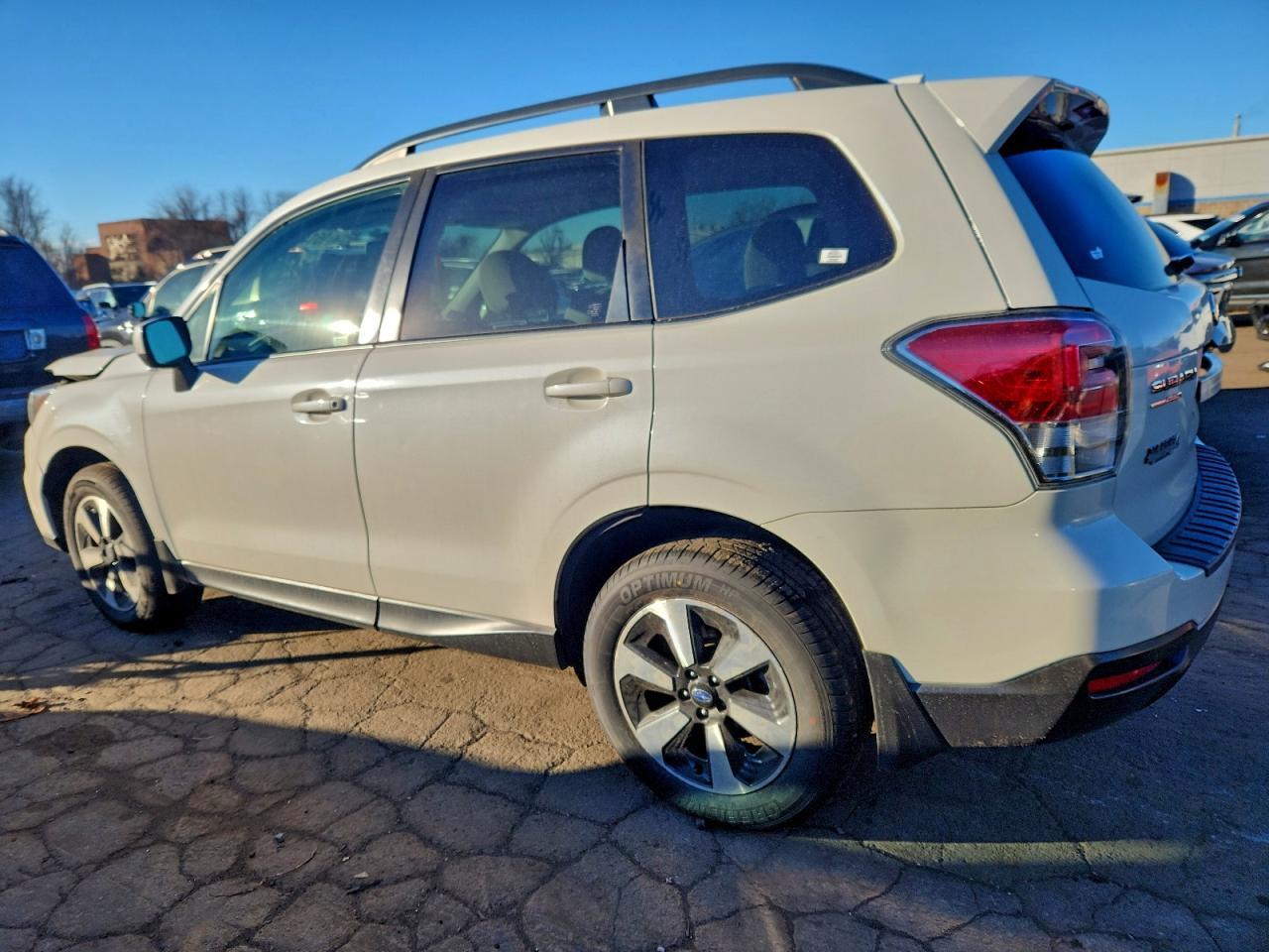 2017 SUBARU FORESTER