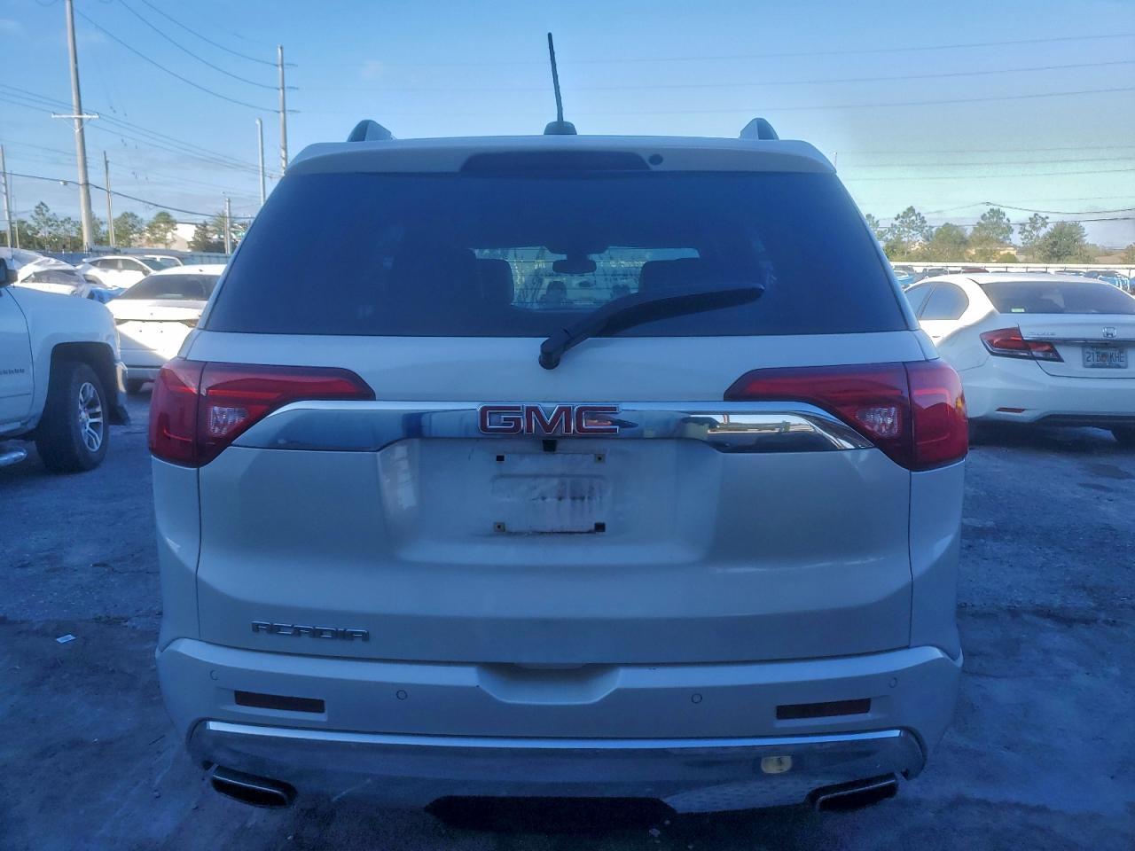 2017 GMC ACADIA