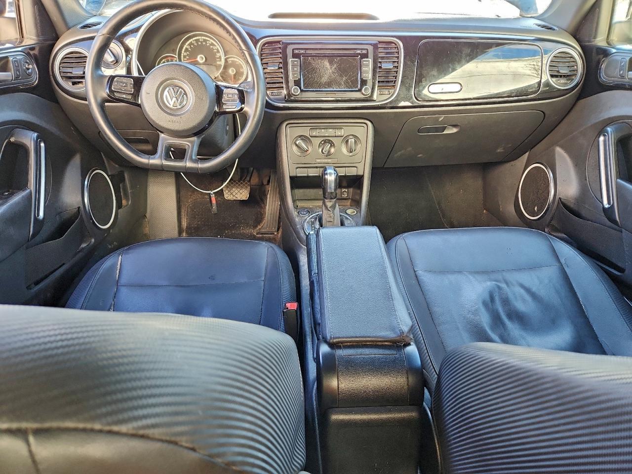2013 VOLKSWAGEN Beetle