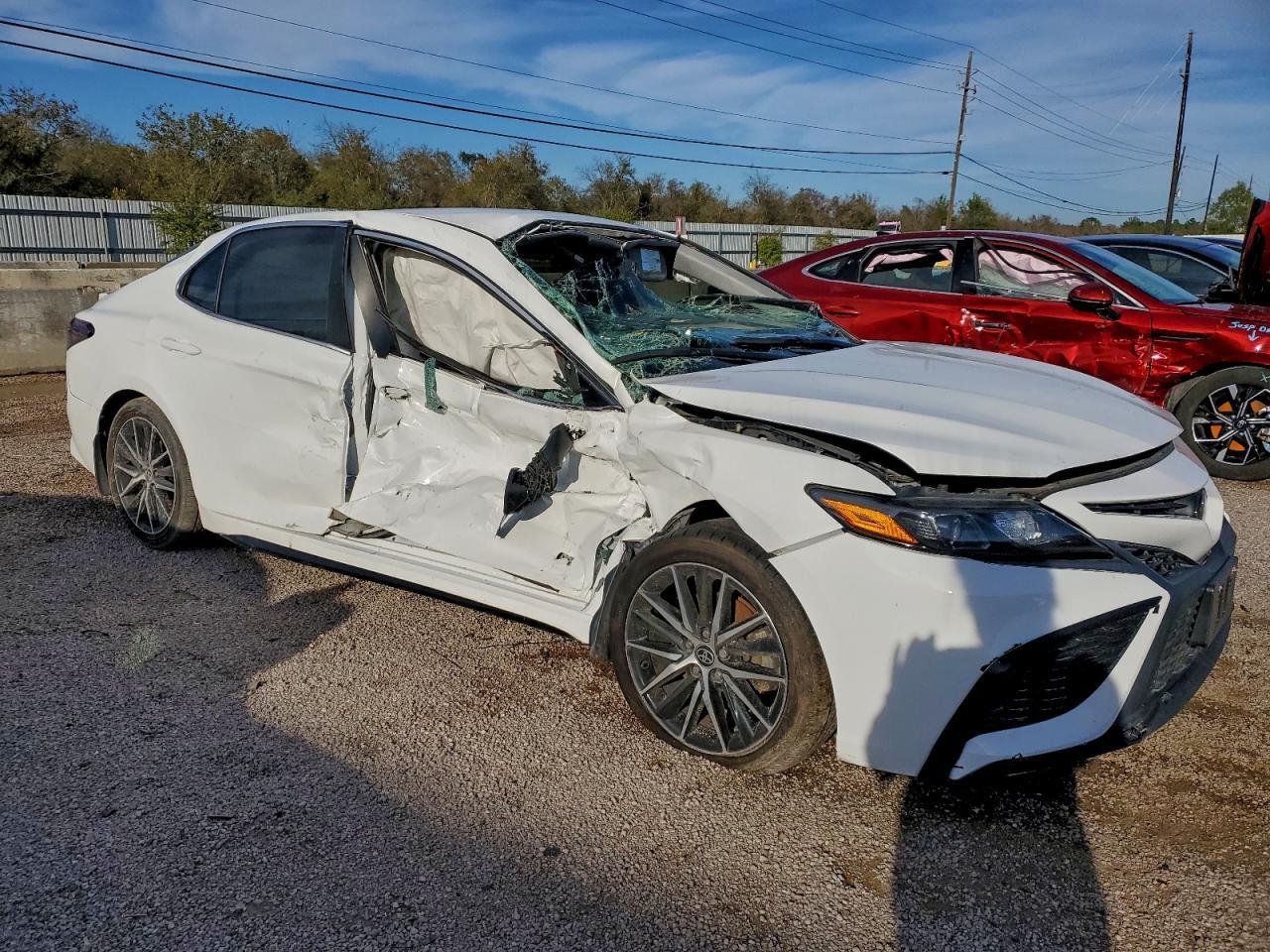 2023 TOYOTA CAMRY