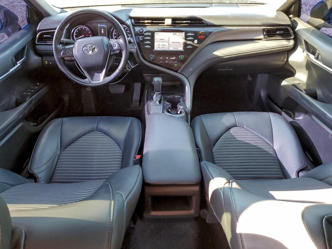 2019 TOYOTA CAMRY
