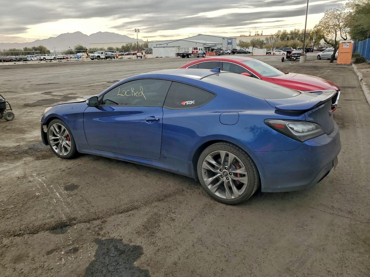 2015 HYUNDAI GENESIS