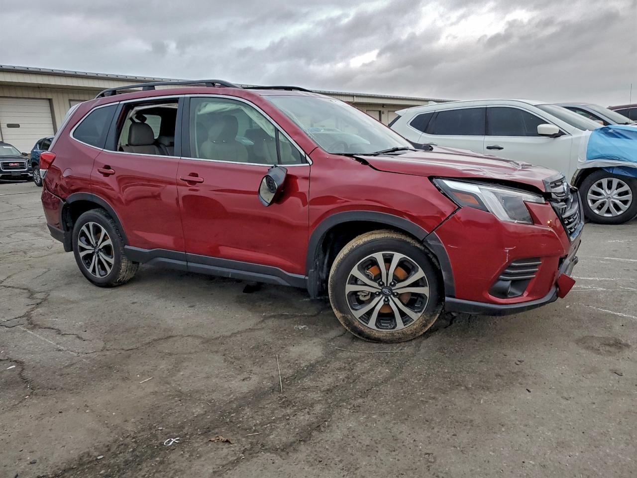 2022 SUBARU FORESTER