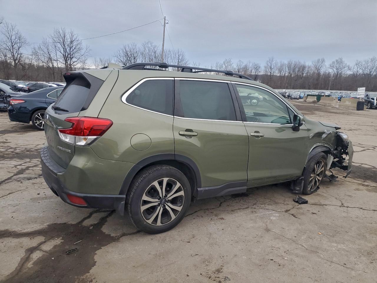2021 SUBARU FORESTER