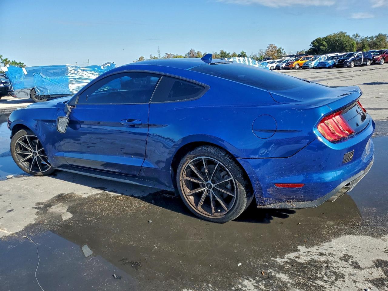 2022 FORD MUSTANG