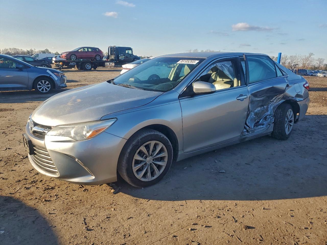 2016 TOYOTA CAMRY