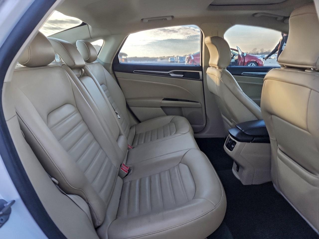 2016 FORD FUSION