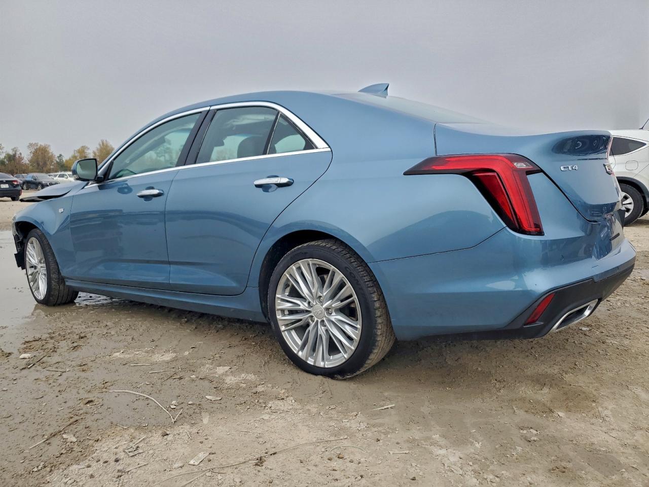 2023 CADILLAC CT4