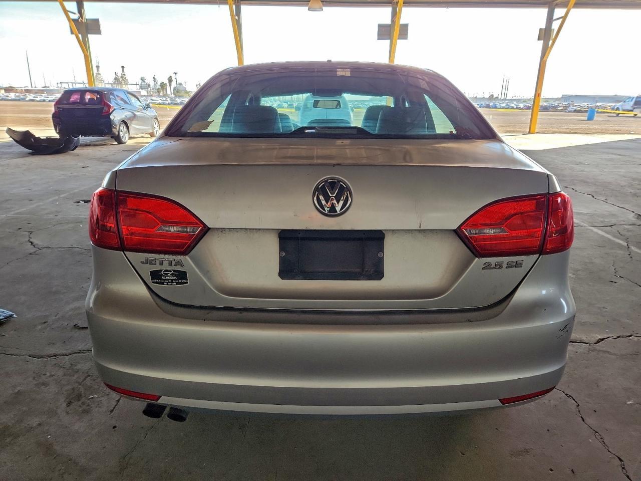2012 VOLKSWAGEN JETTA
