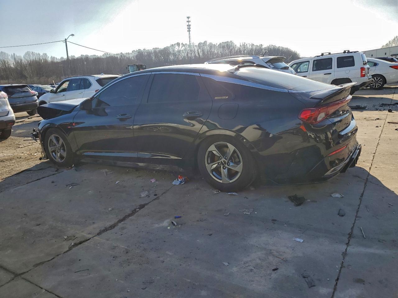 2022 KIA K5