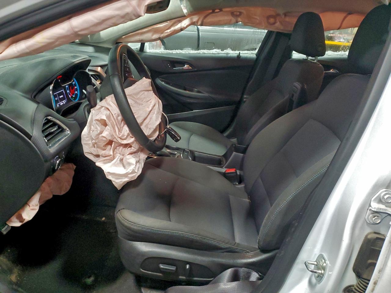 2016 CHEVROLET CRUZE
