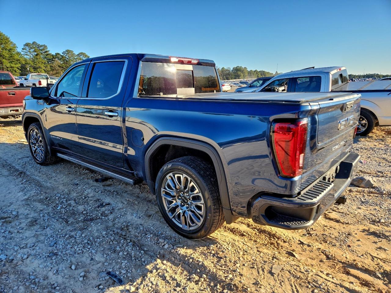 2023 GMC Sierra