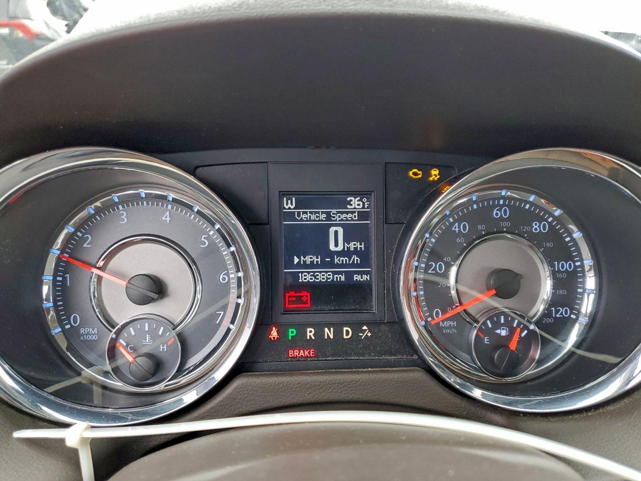 2011 CHRYSLER Town & Country