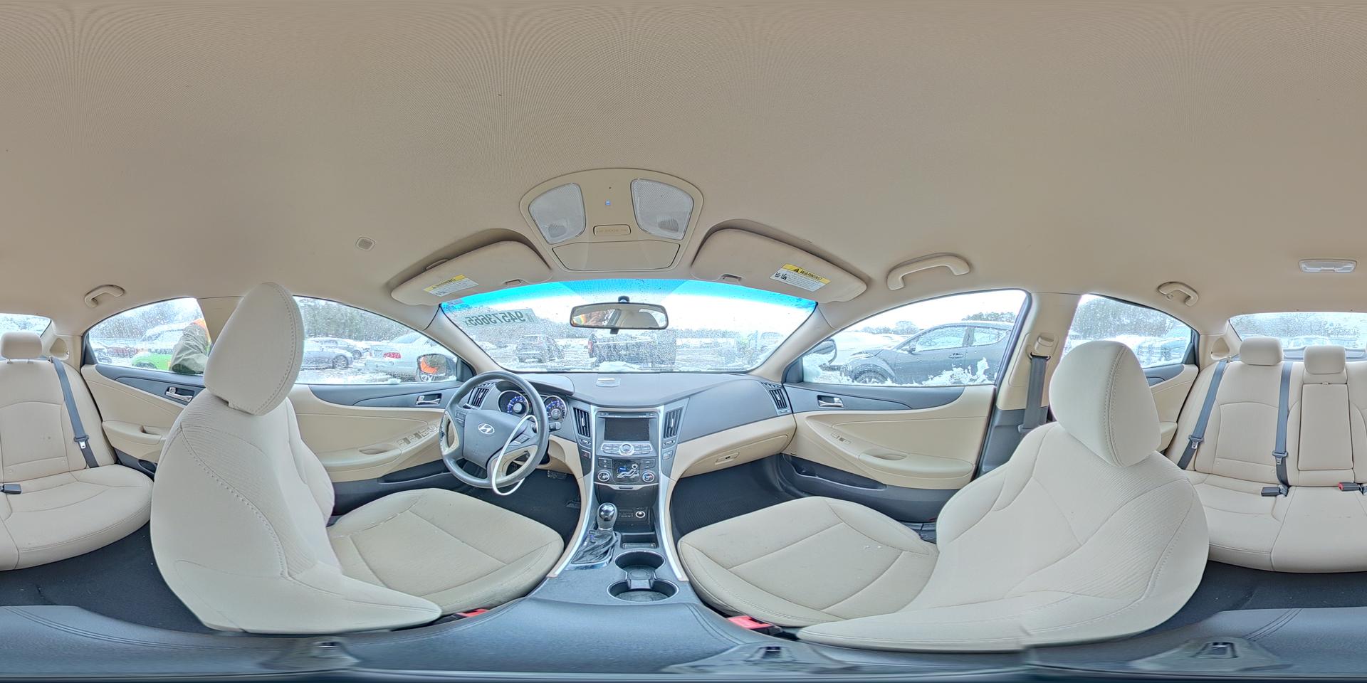 2011 HYUNDAI SONATA