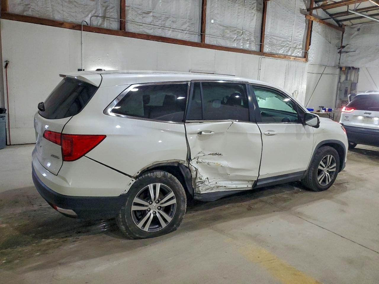 2017 HONDA PILOT