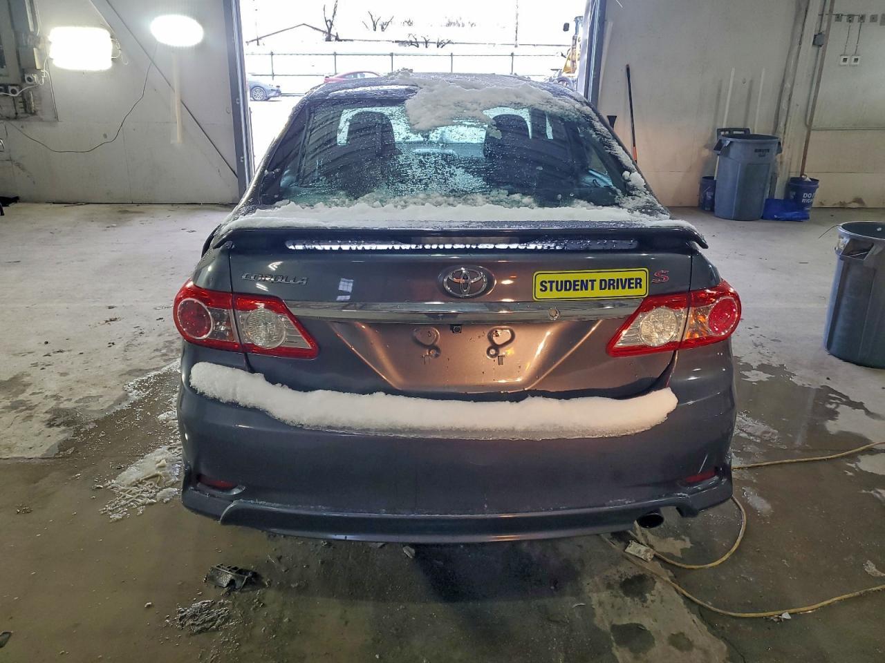 2011 TOYOTA COROLLA