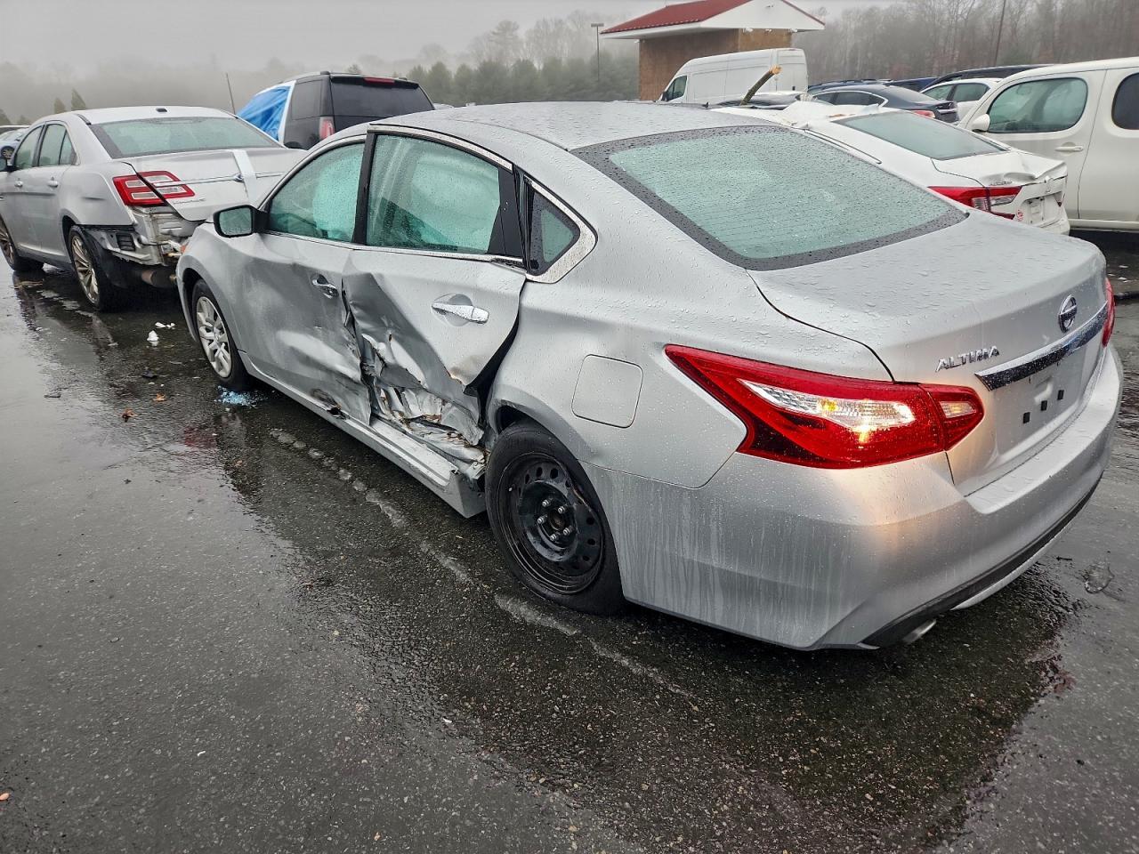 2017 NISSAN ALTIMA