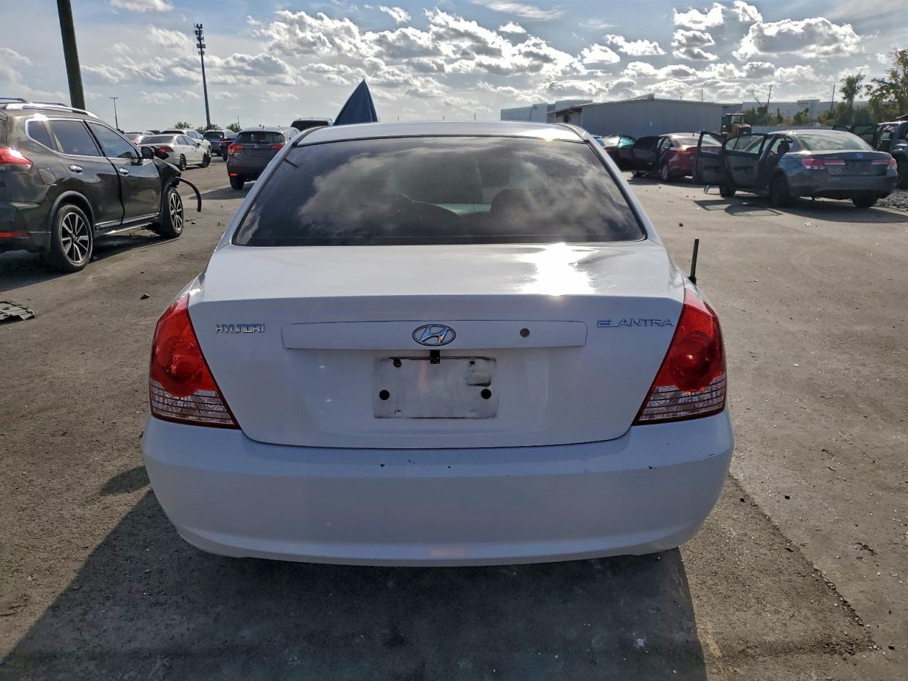 2005 HYUNDAI ELANTRA