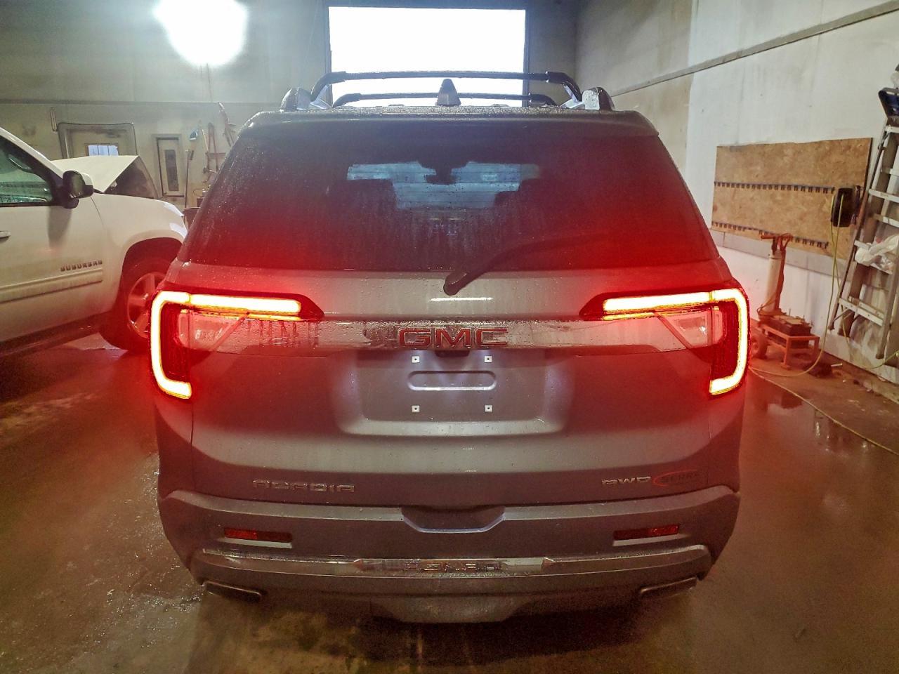 2021 GMC ACADIA