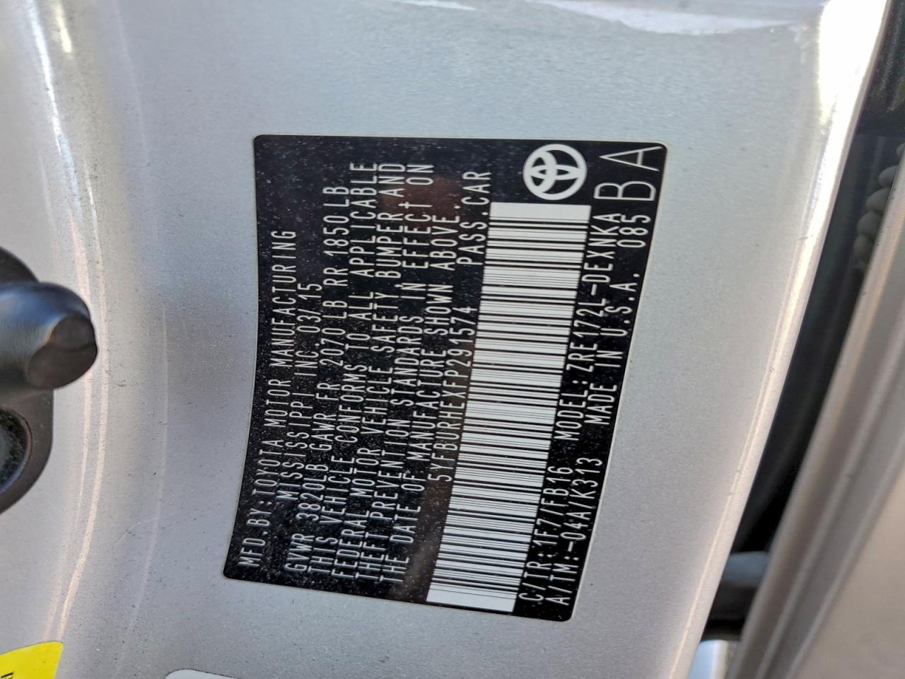 2015 TOYOTA COROLLA
