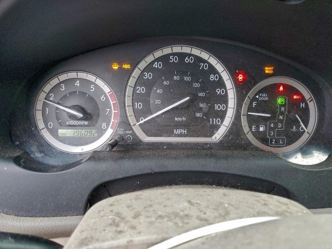 2004 TOYOTA SIENNA