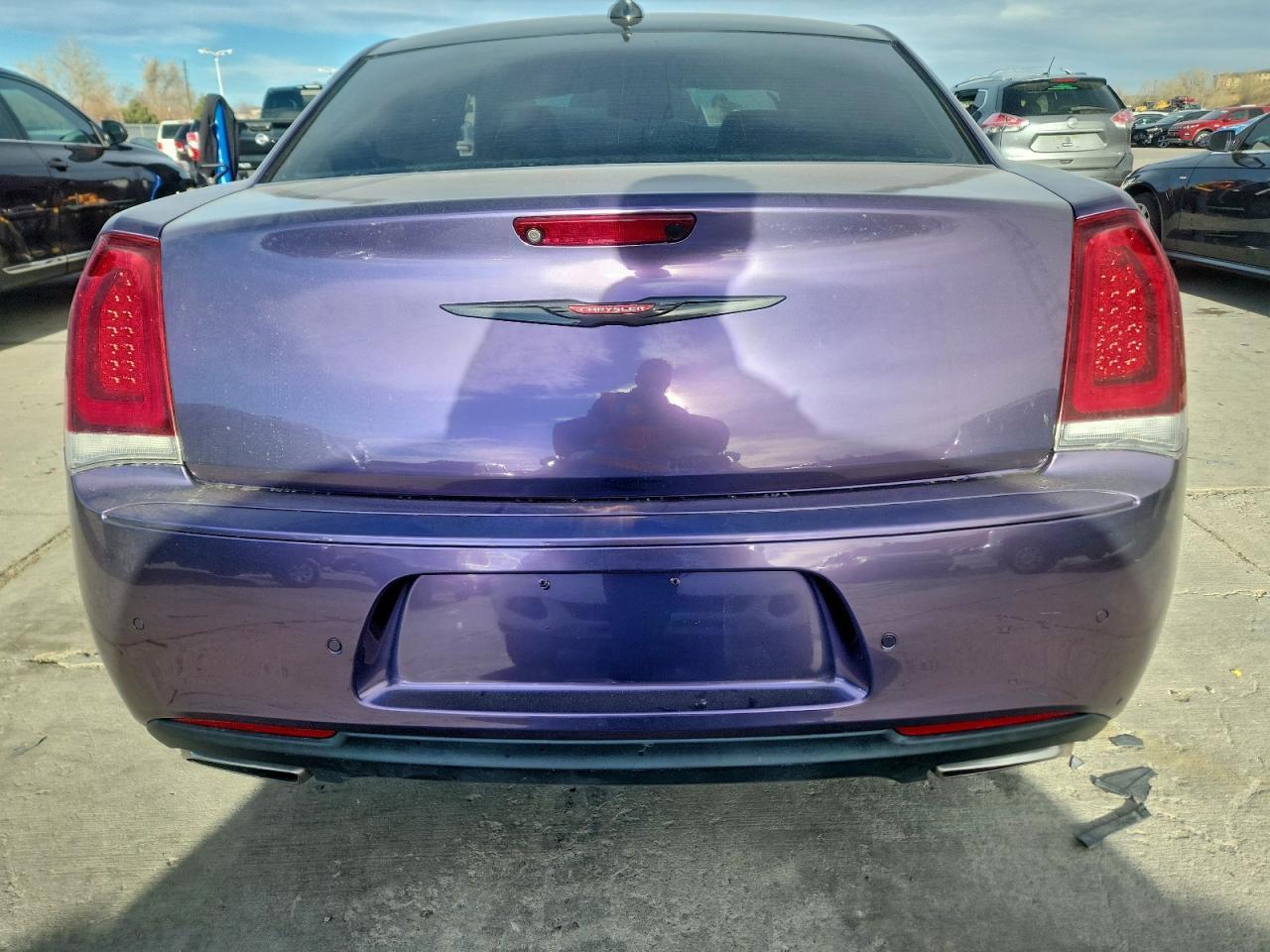 2021 CHRYSLER 300