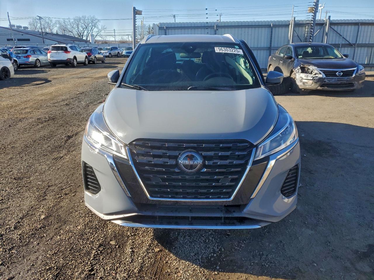 2022 NISSAN KICKS