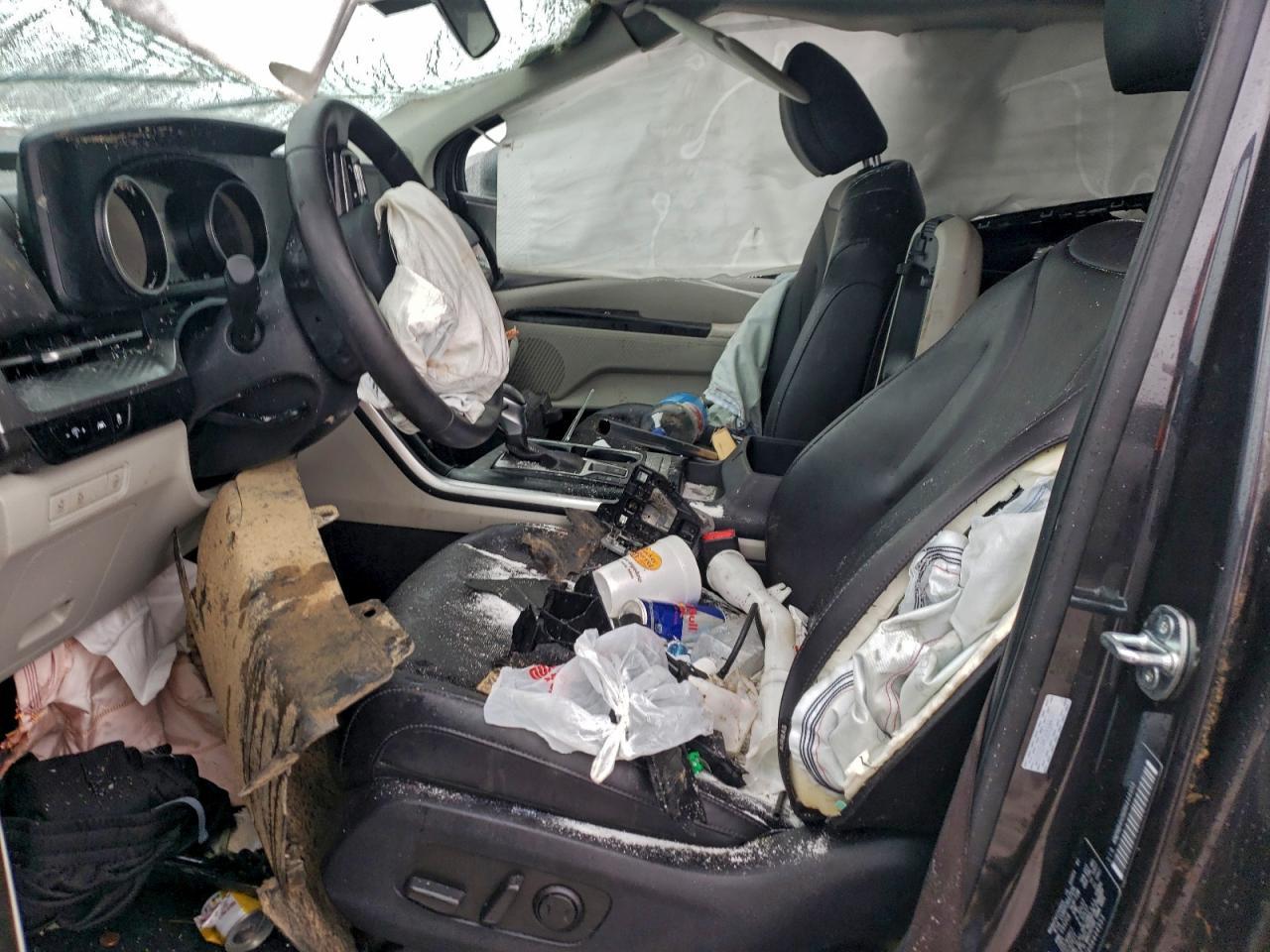 2024 KIA Carnival