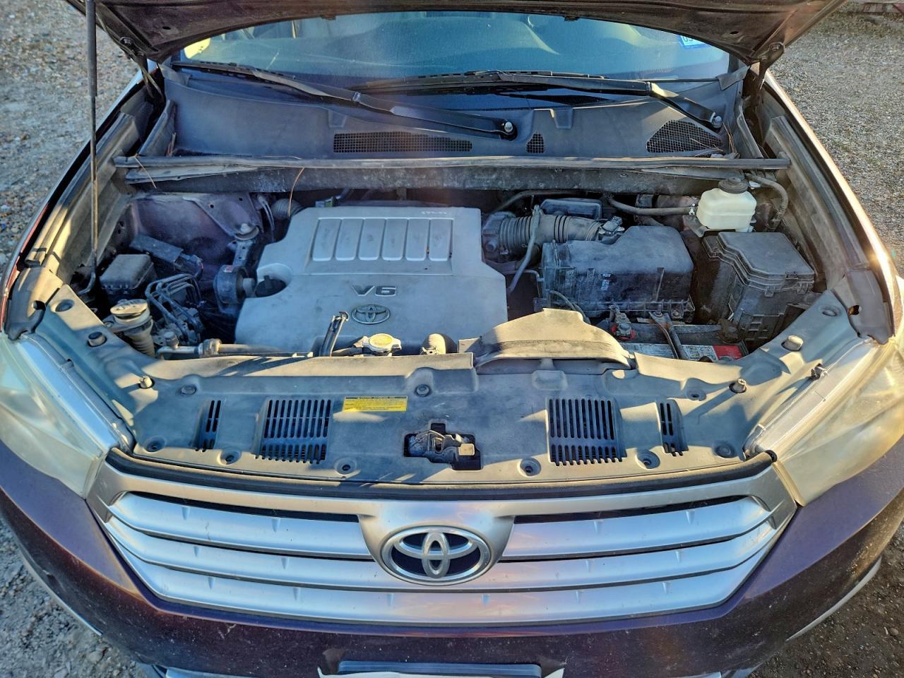 2013 TOYOTA HIGHLANDER