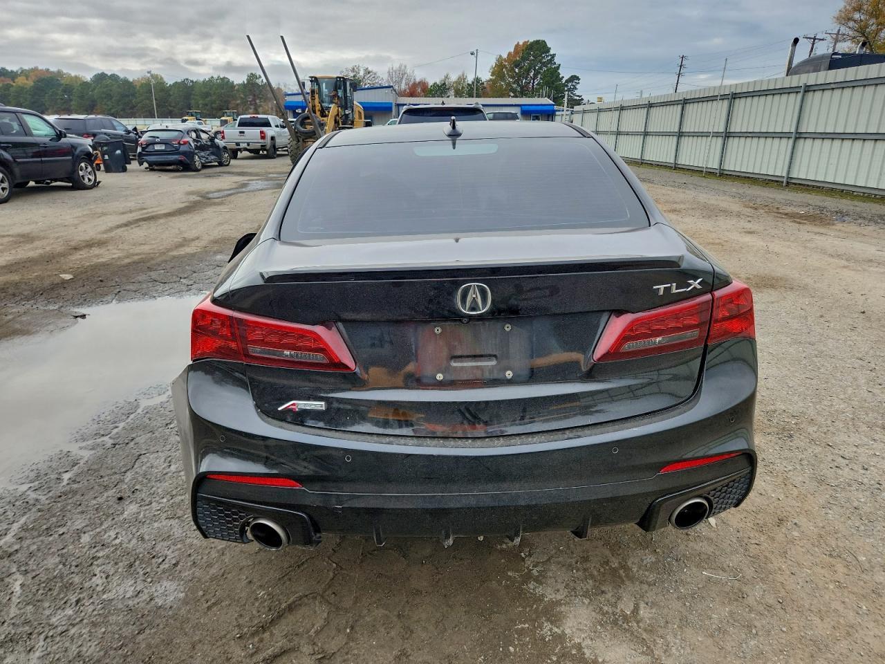 2018 ACURA TLX