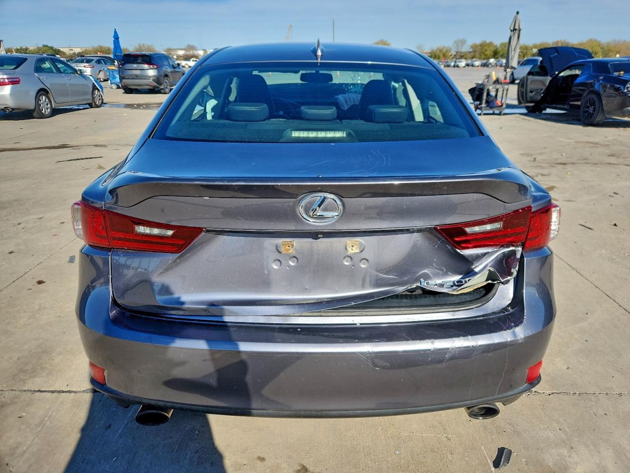 2016 LEXUS IS 200t