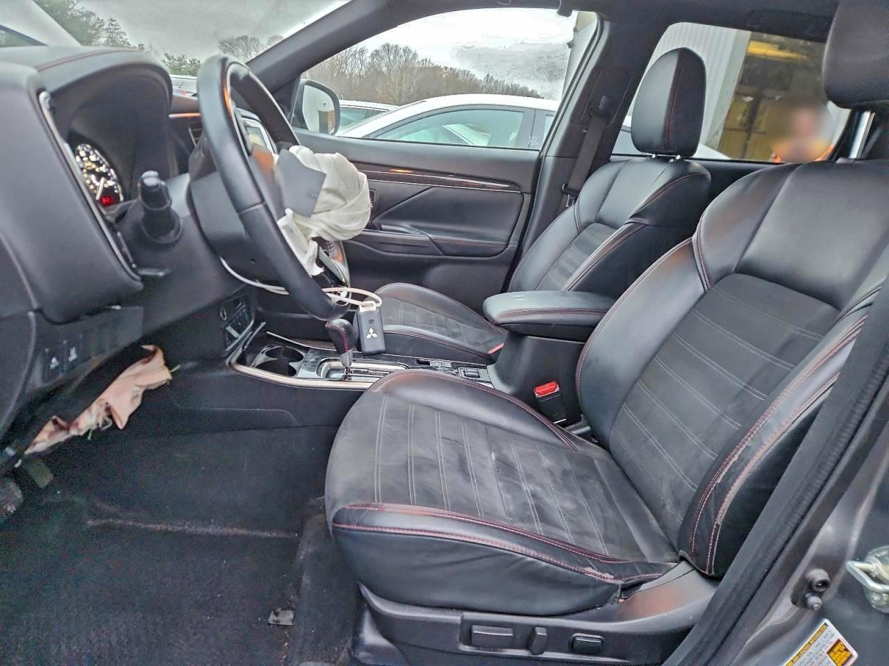 2020 MITSUBISHI outlander