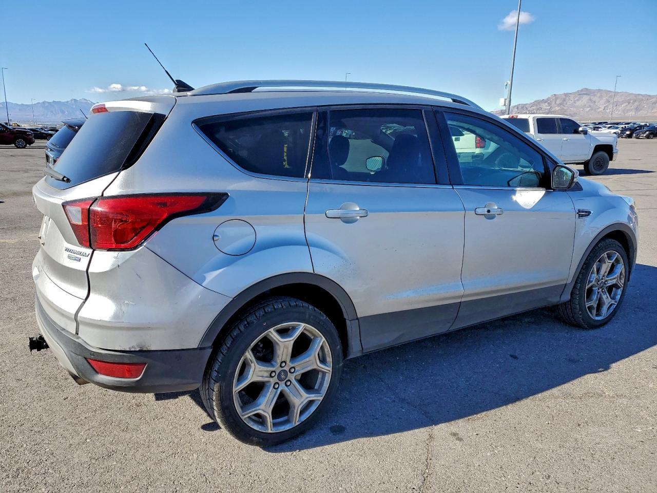 2019 FORD ESCAPE