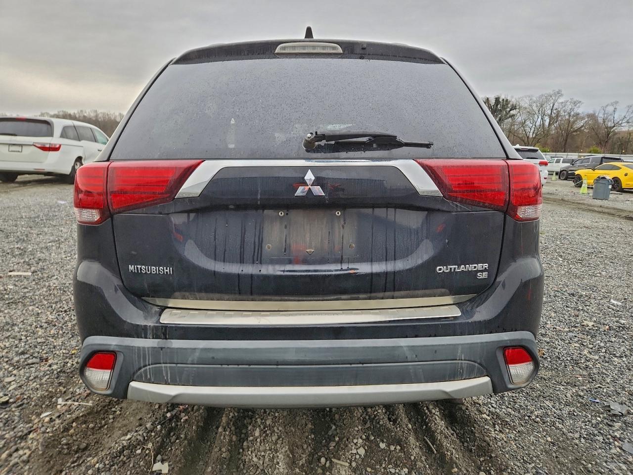 2017 MITSUBISHI outlander