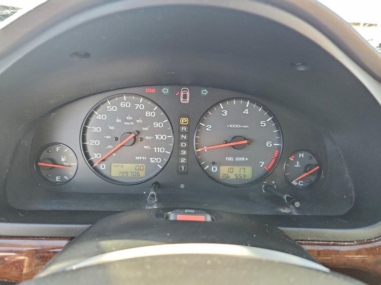 2001 SUBARU Legacy