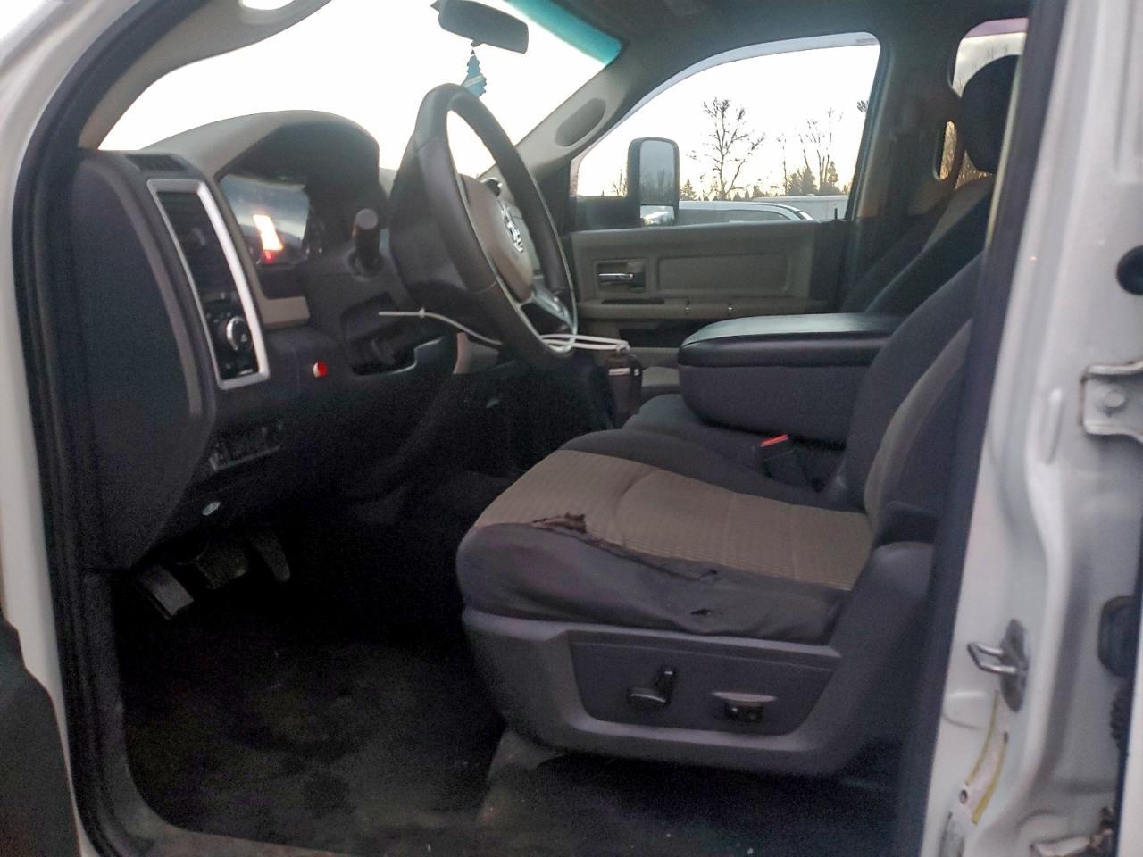 2011 DODGE Ram 3500