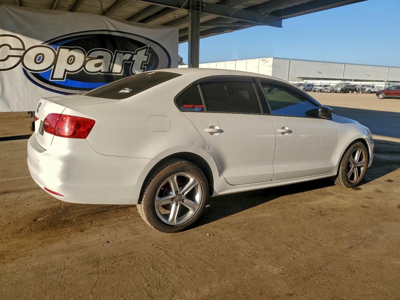 2011 VOLKSWAGEN JETTA