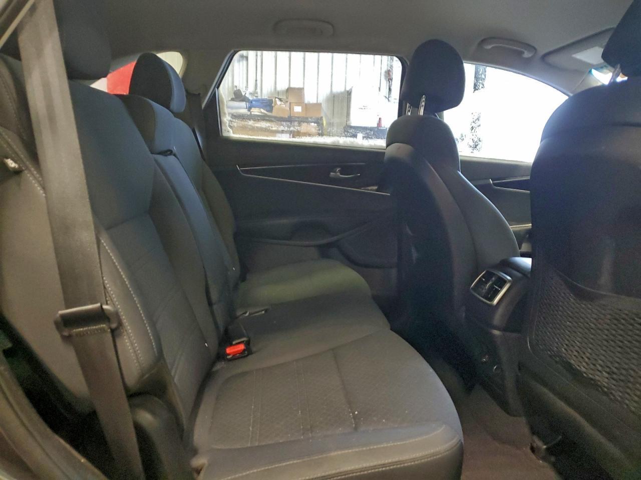 2017 KIA SORENTO