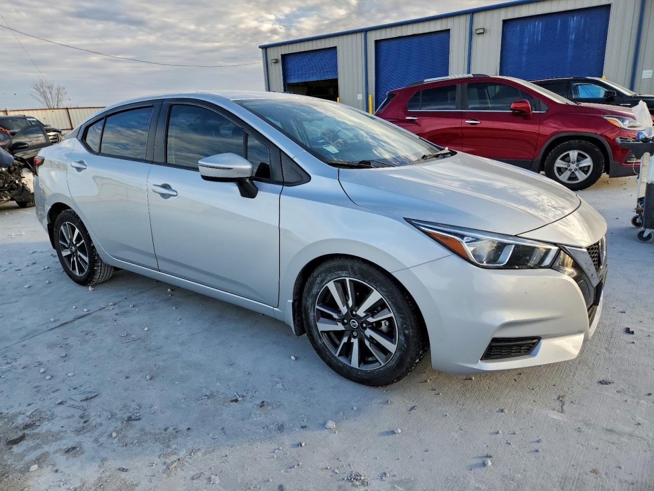 2020 NISSAN VERSA