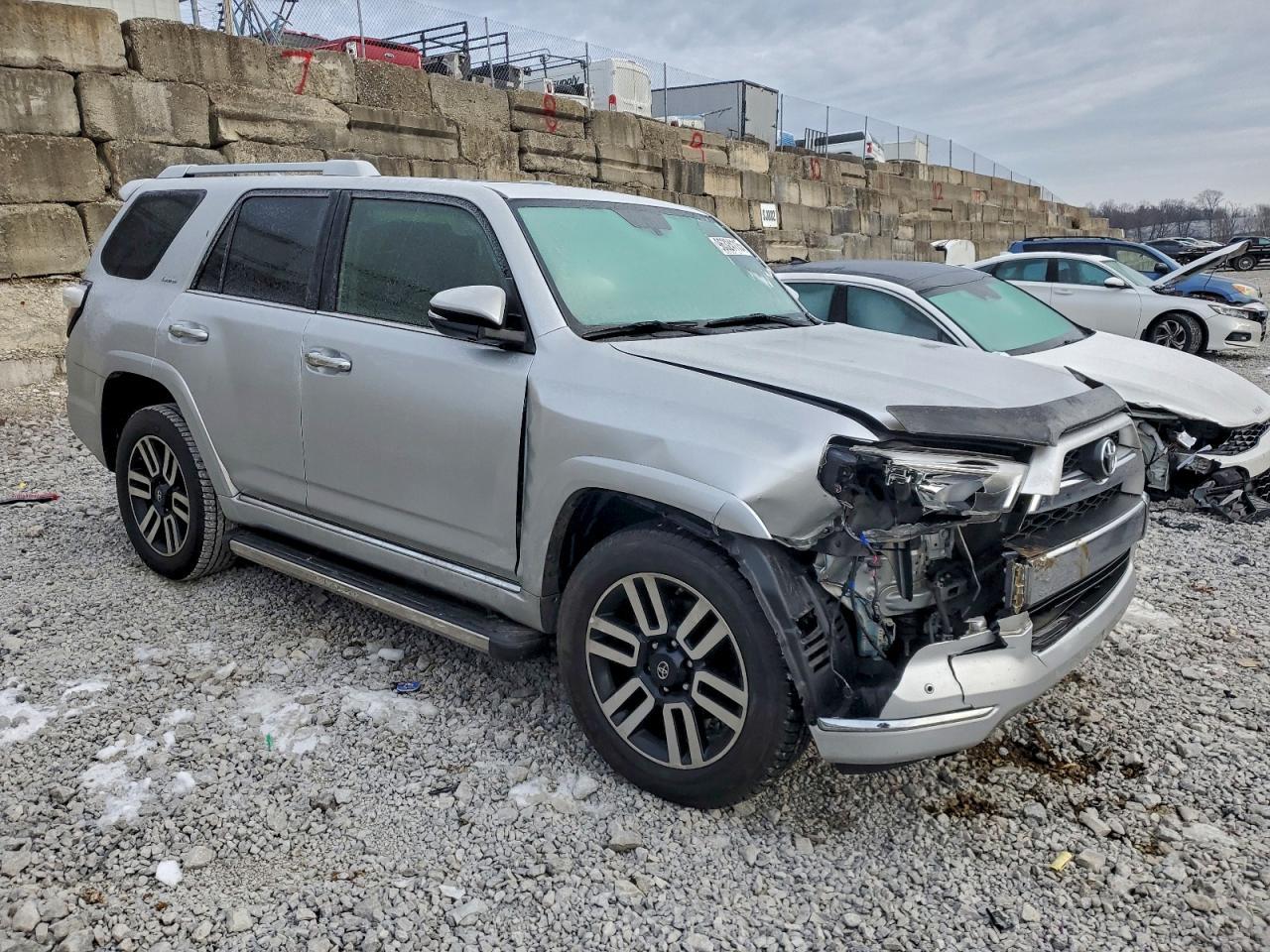 2017 TOYOTA 4Runner