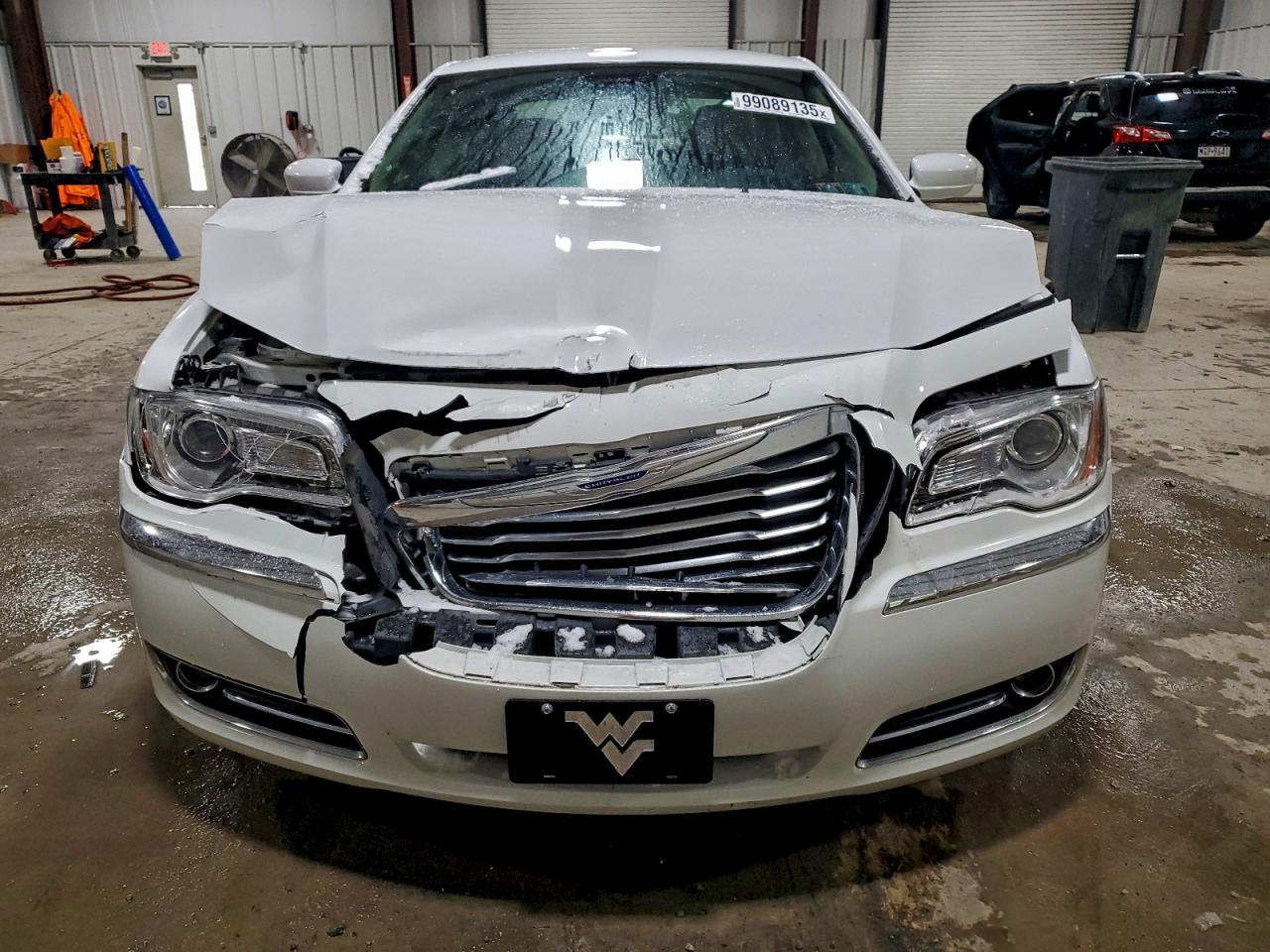 2013 CHRYSLER 300