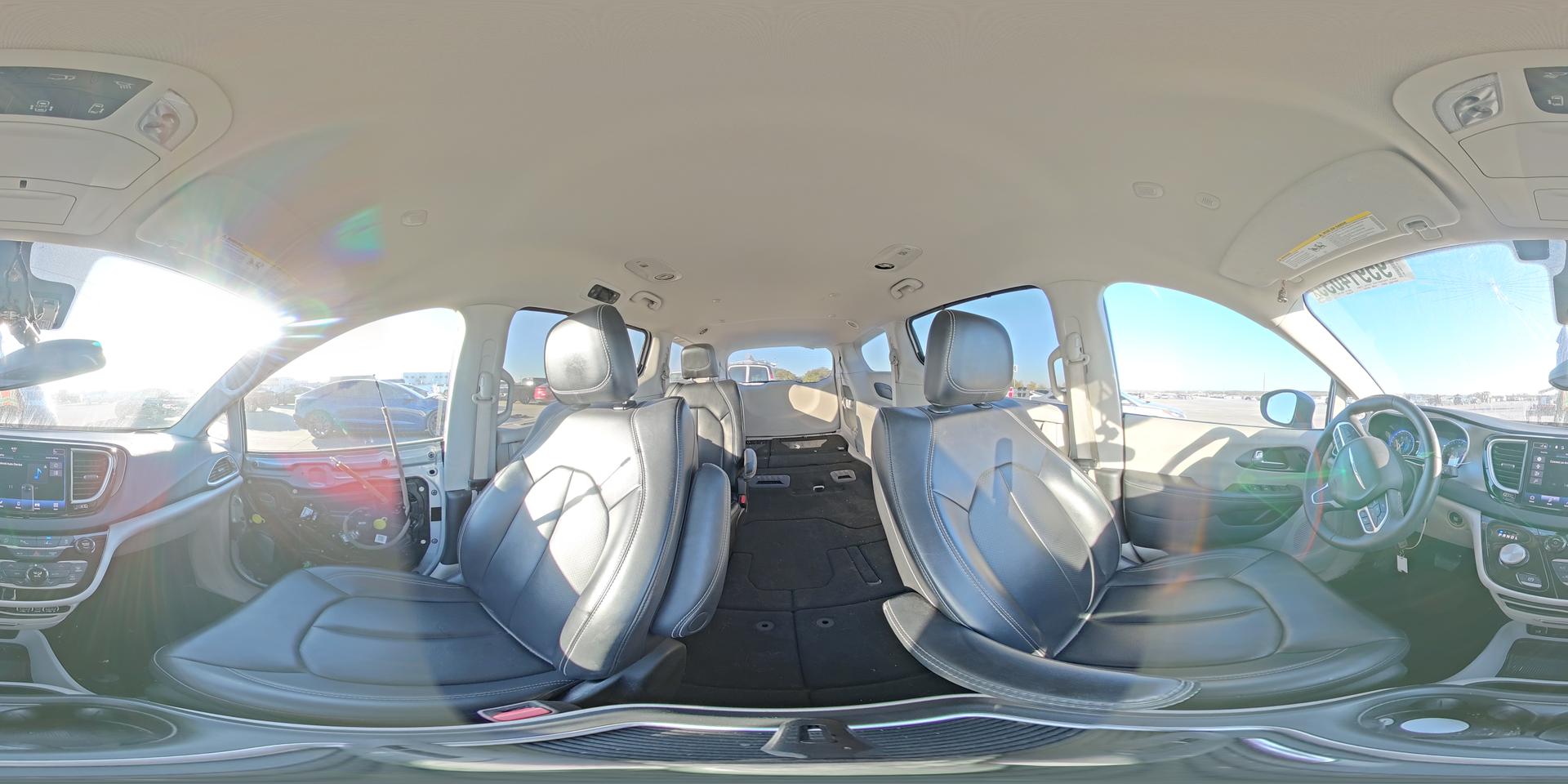 2023 CHRYSLER Pacifica