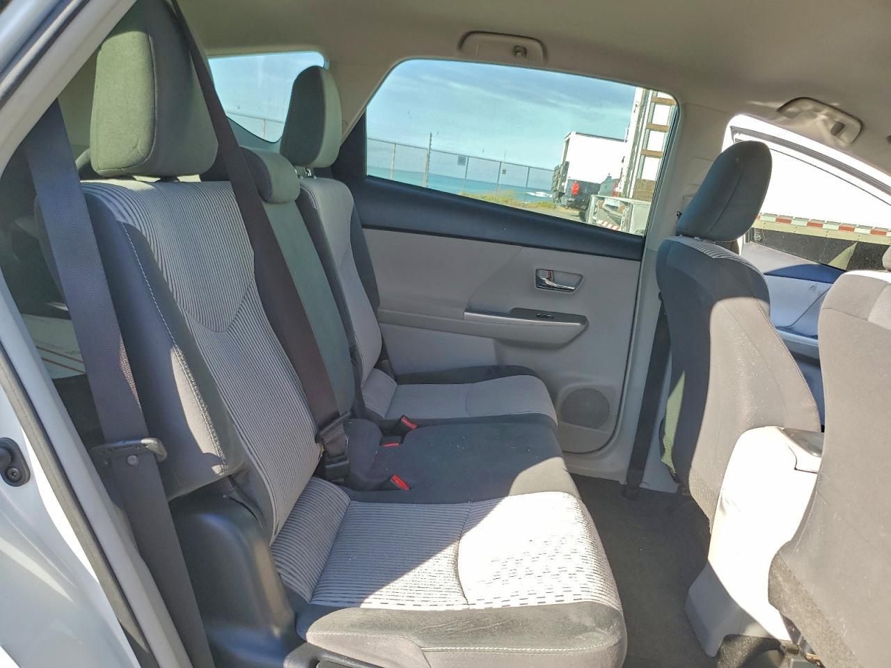 2017 TOYOTA PRIUS V