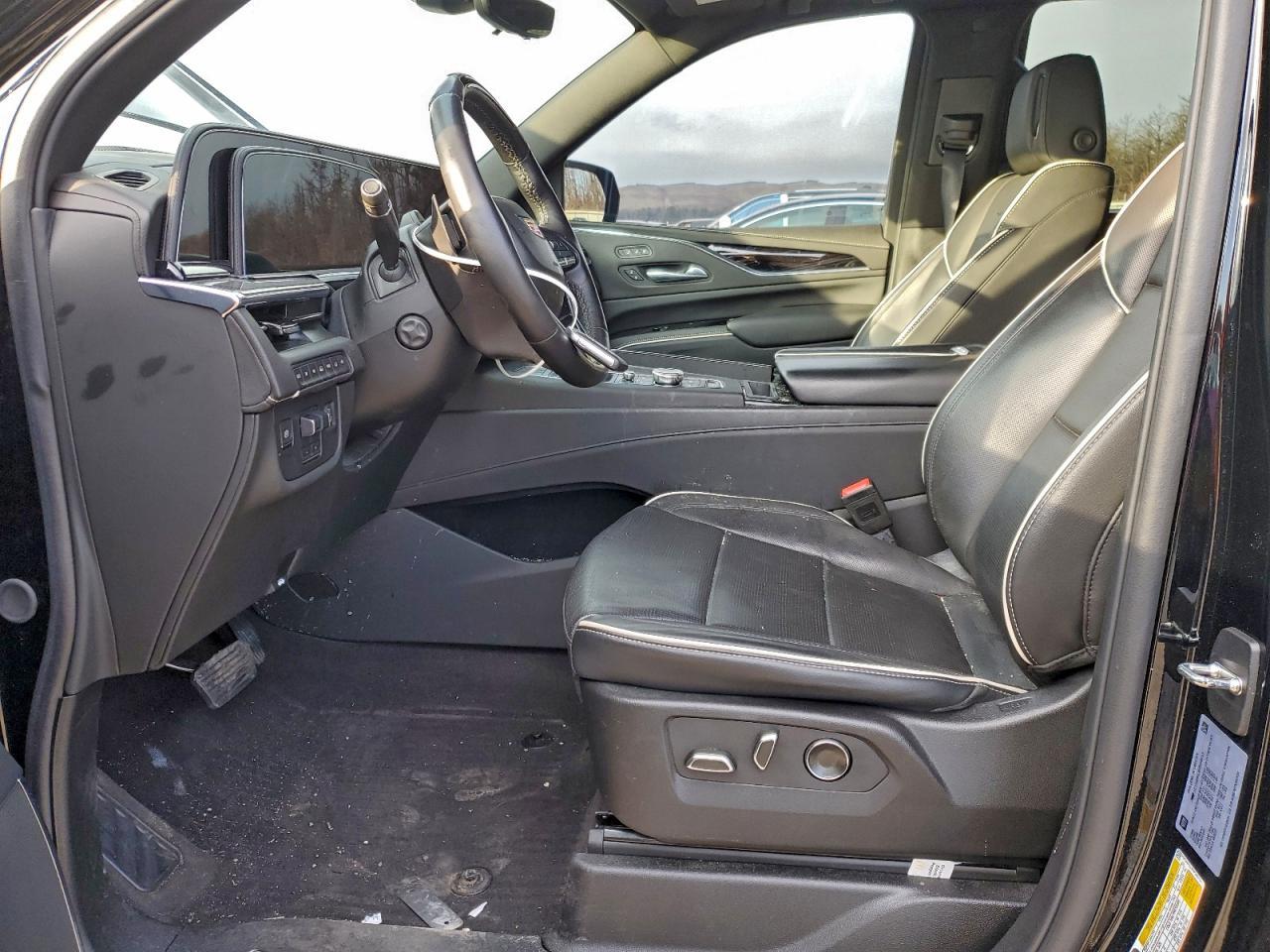 2024 CADILLAC ESCALADE