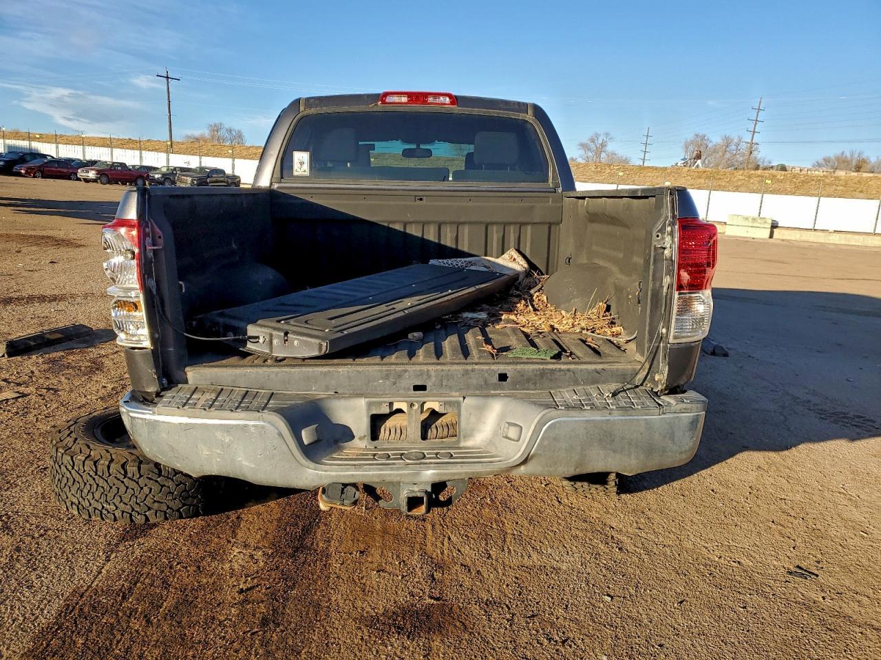 2013 TOYOTA TUNDRA