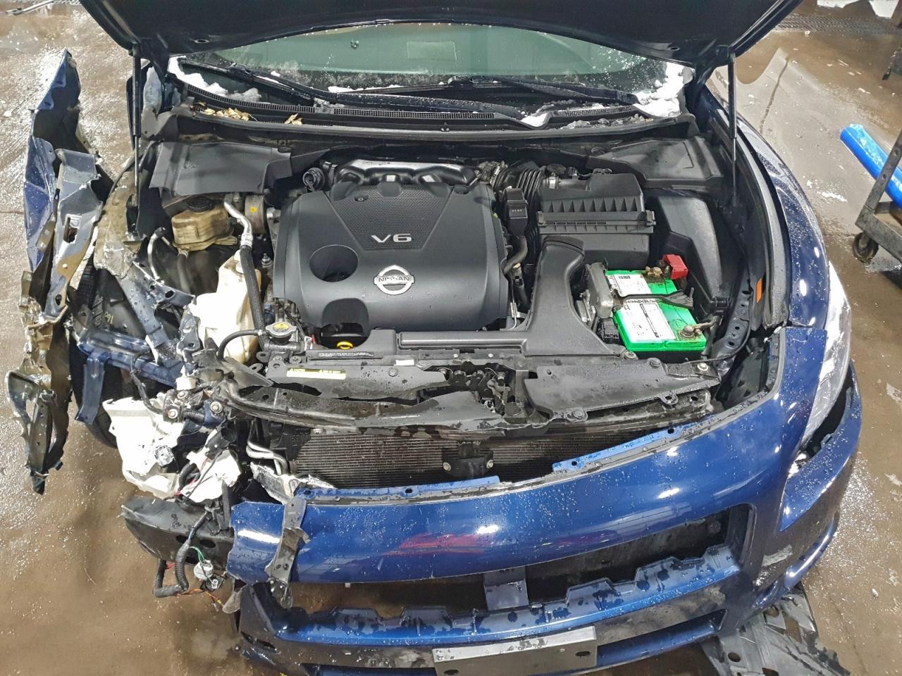 2014 NISSAN Maxima