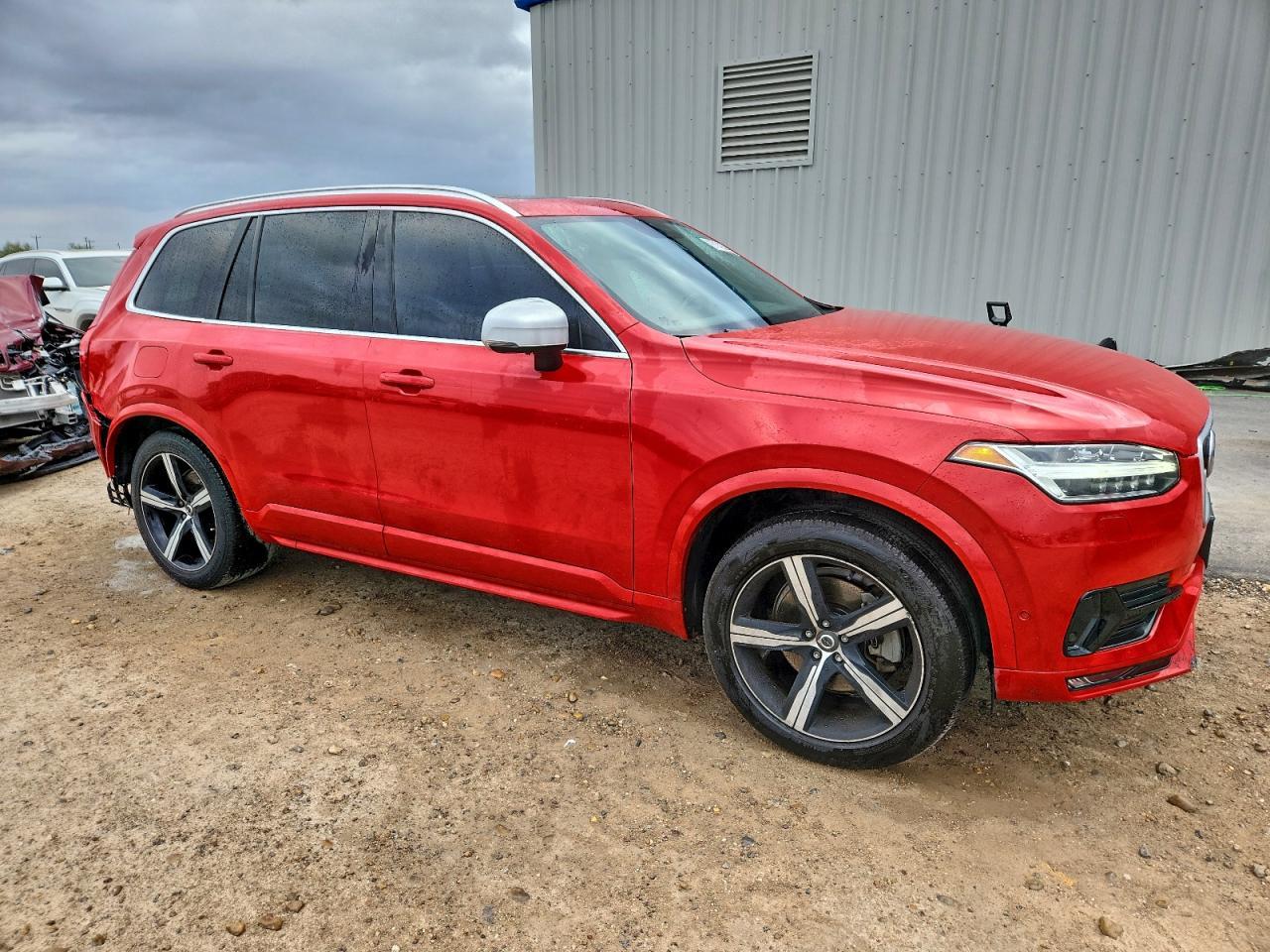 2017 VOLVO XC90