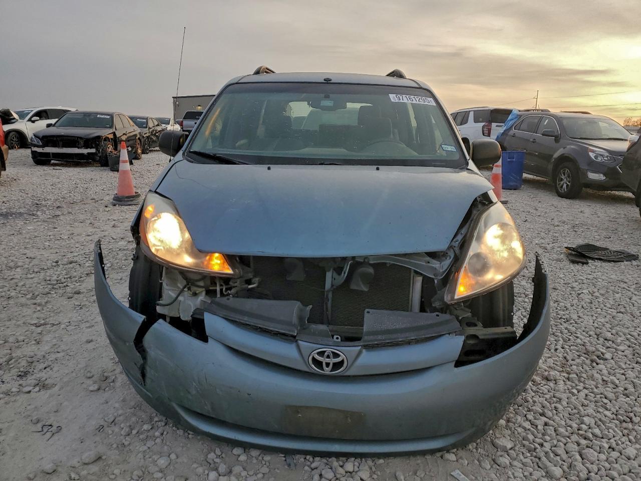 2007 TOYOTA SIENNA