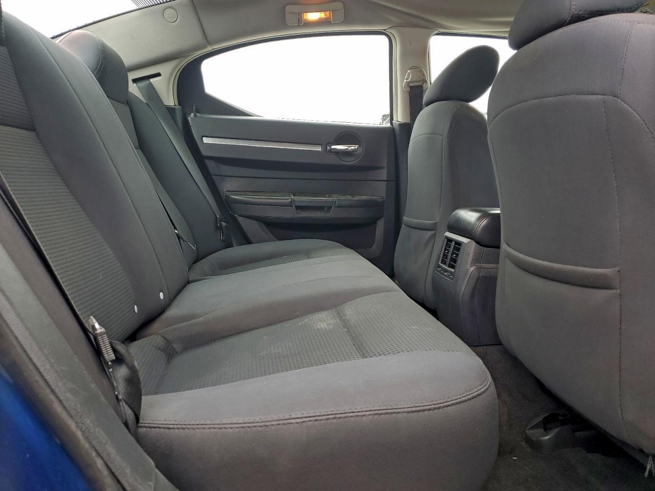 2010 DODGE CHARGER