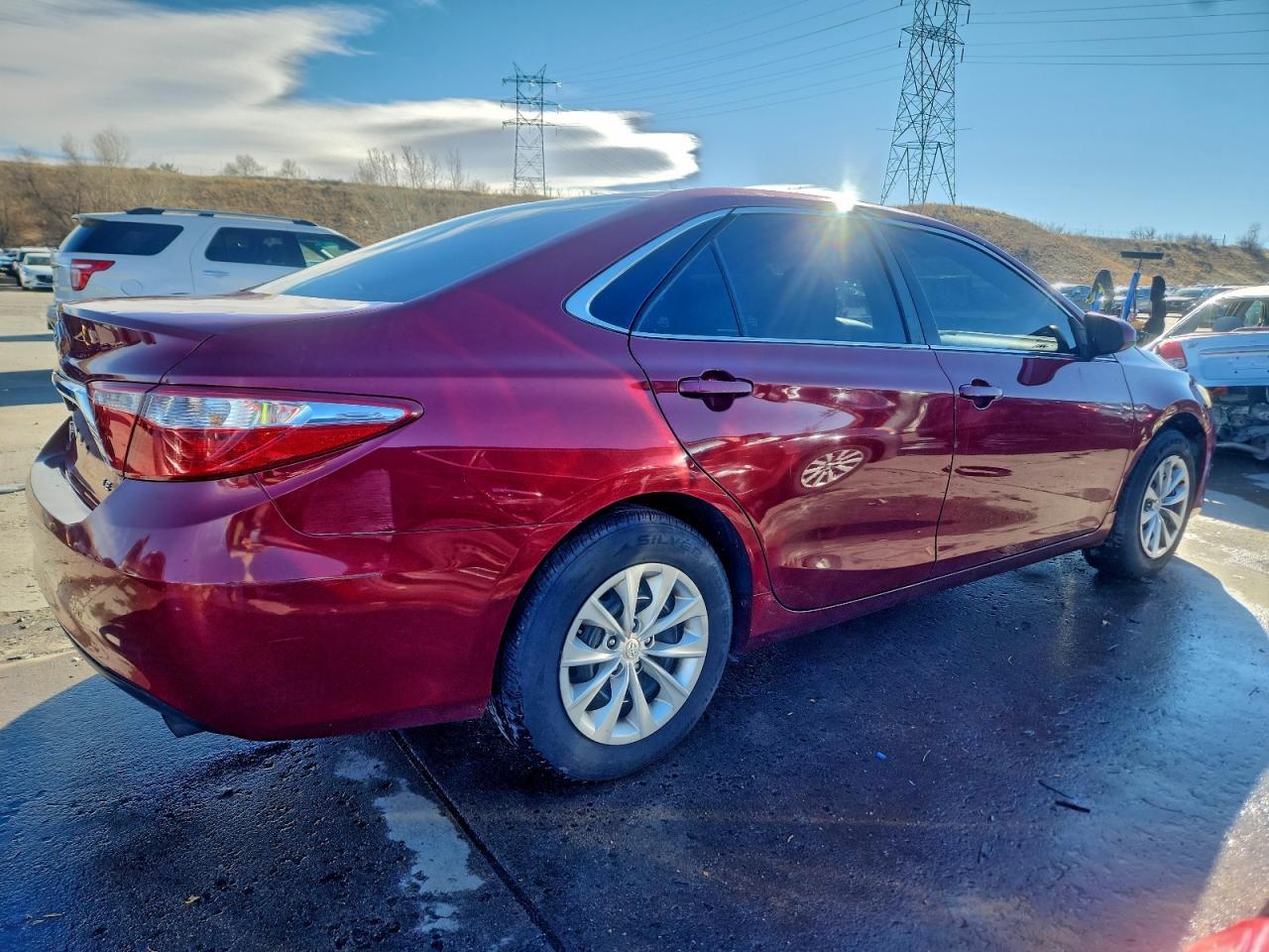 2015 TOYOTA CAMRY